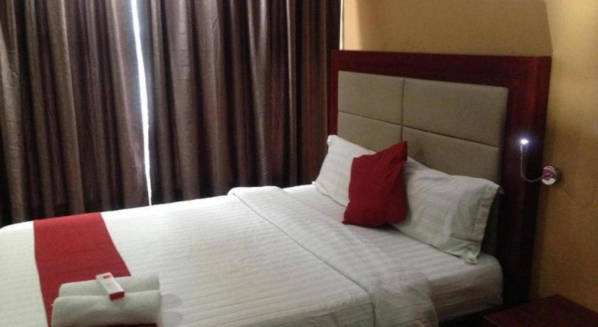 Cherry Midtown Hotel Olongapo Extérieur photo