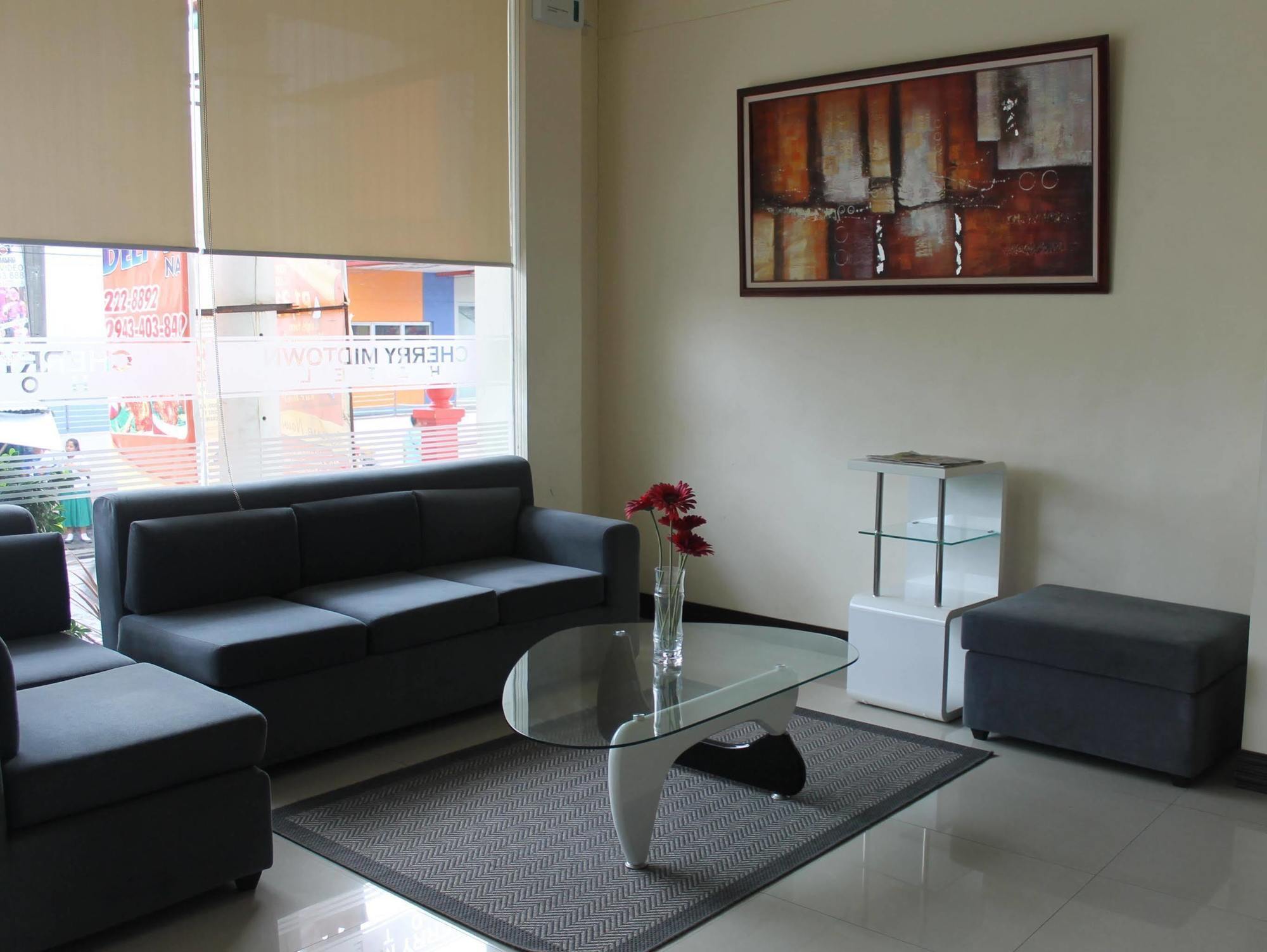 Cherry Midtown Hotel Olongapo Extérieur photo