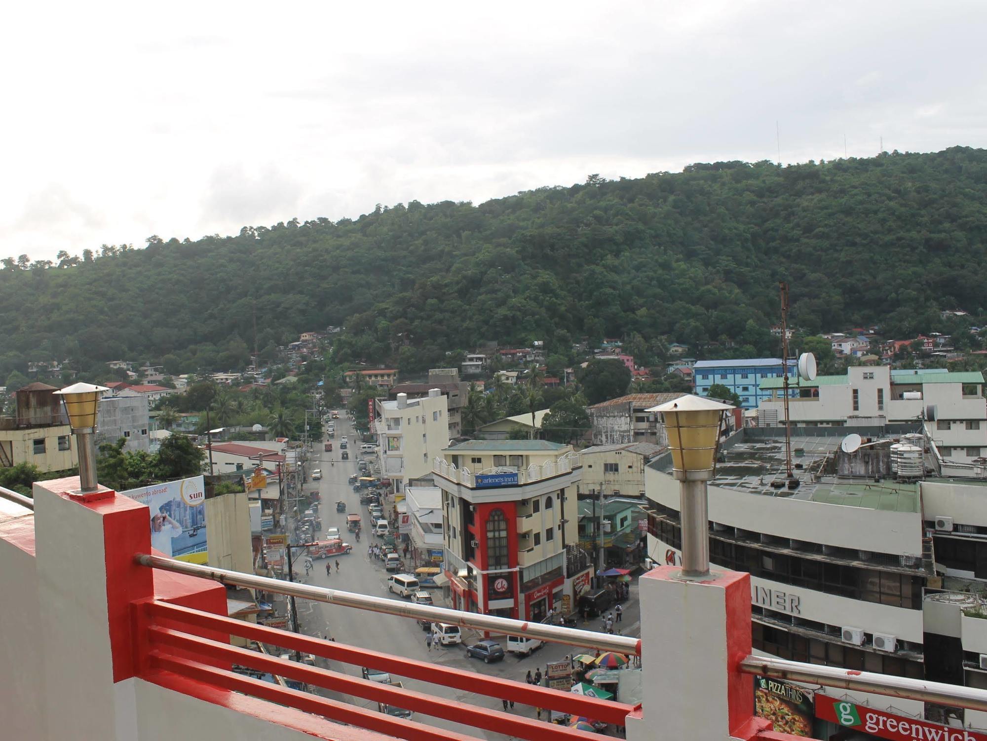 Cherry Midtown Hotel Olongapo Extérieur photo